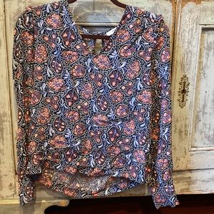 patterned, viscose material, blouse